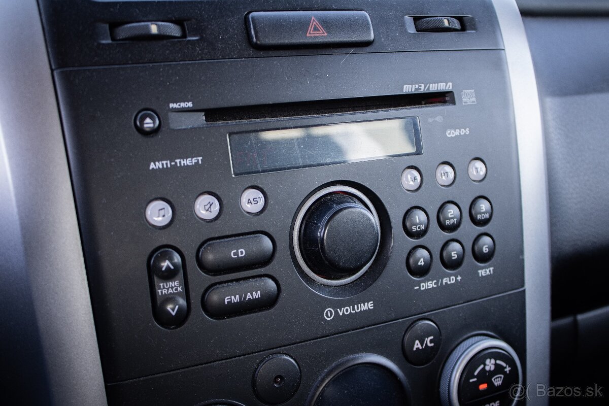 Suzuki Grand Vitara 1.9 DDiS, 95kW, M5 - 13