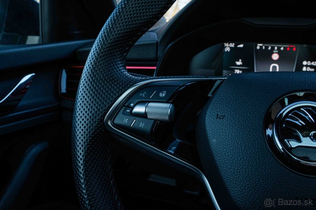 Škoda Kamiq 1.5 TSI Monte Carlo - 13