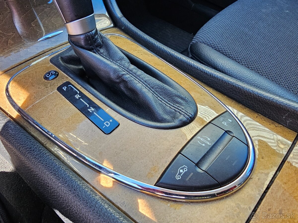 Mercedes-Benz E320cdi 4matic W211 facelift - 13