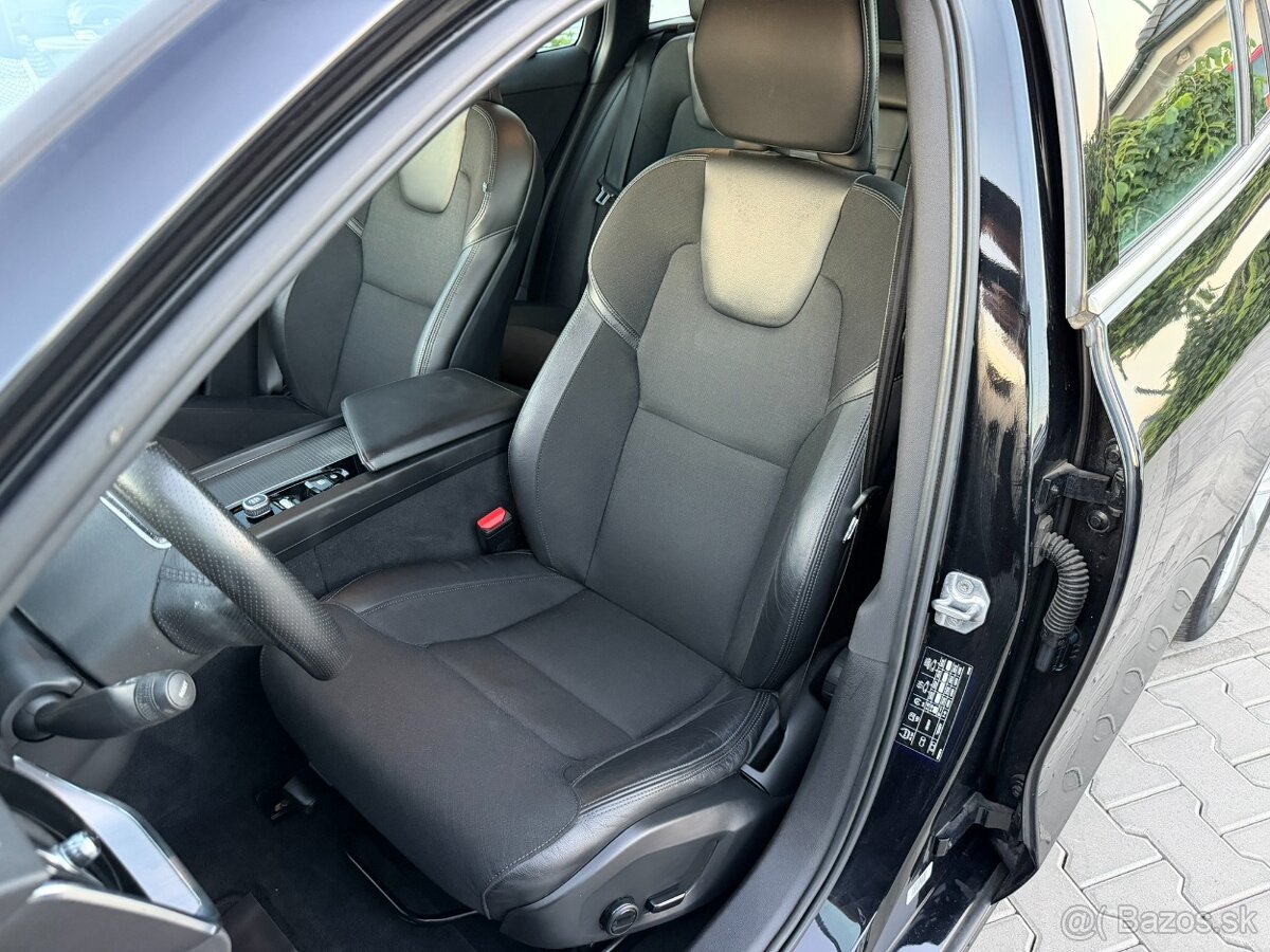 Volvo V60 D3 Momentum Pro A/T - 13