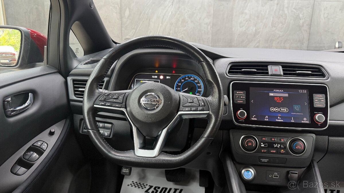 Nissan Leaf 40kWh Acenta - 13
