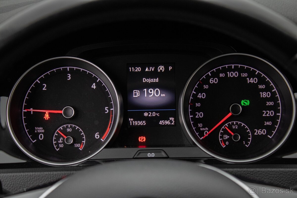 Volkswagen Golf Variant 2.0 TDI Highline 110 kW DSG AT/7 - 13