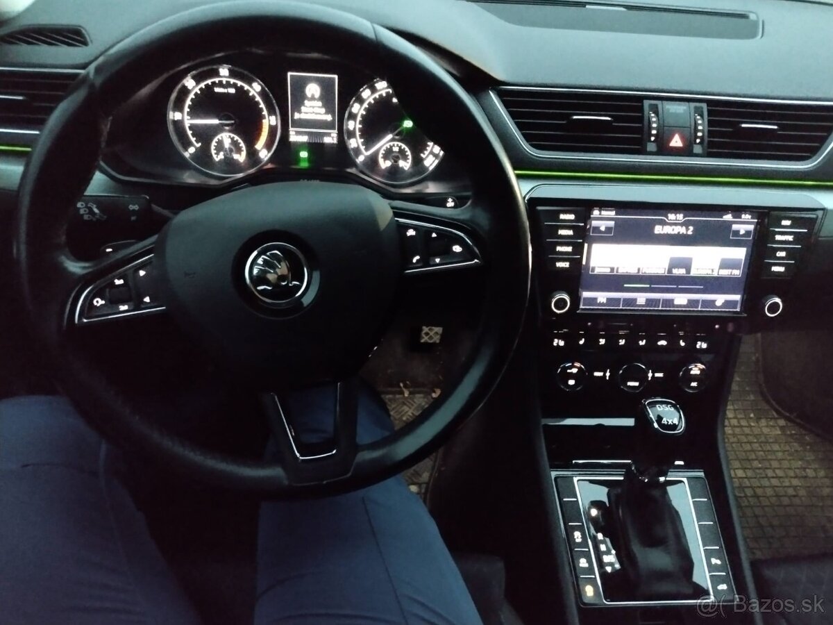Predam skoda superb 4x4 - 13