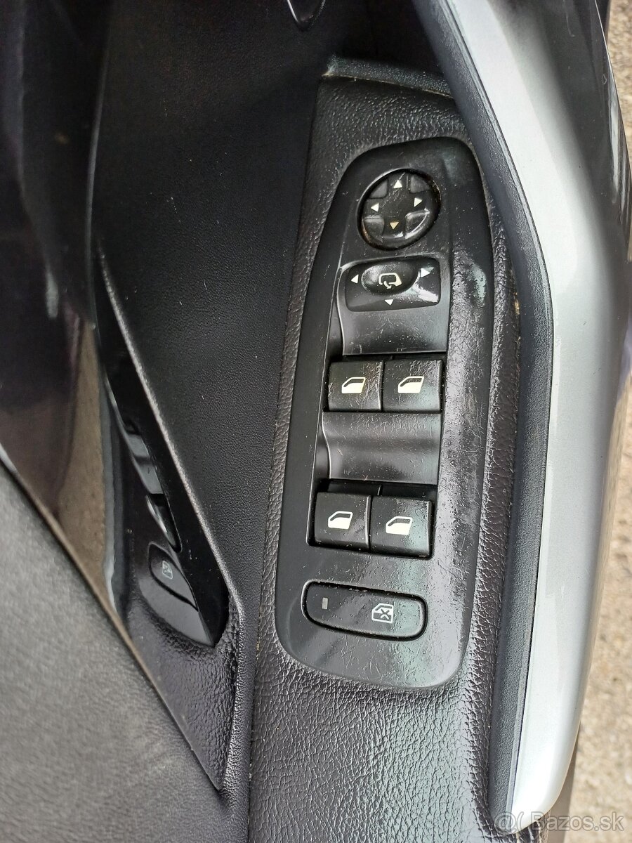 Predám Peugeot 208, 1.6HDI, 68Kw, automatická prevodovka 6kv - 13