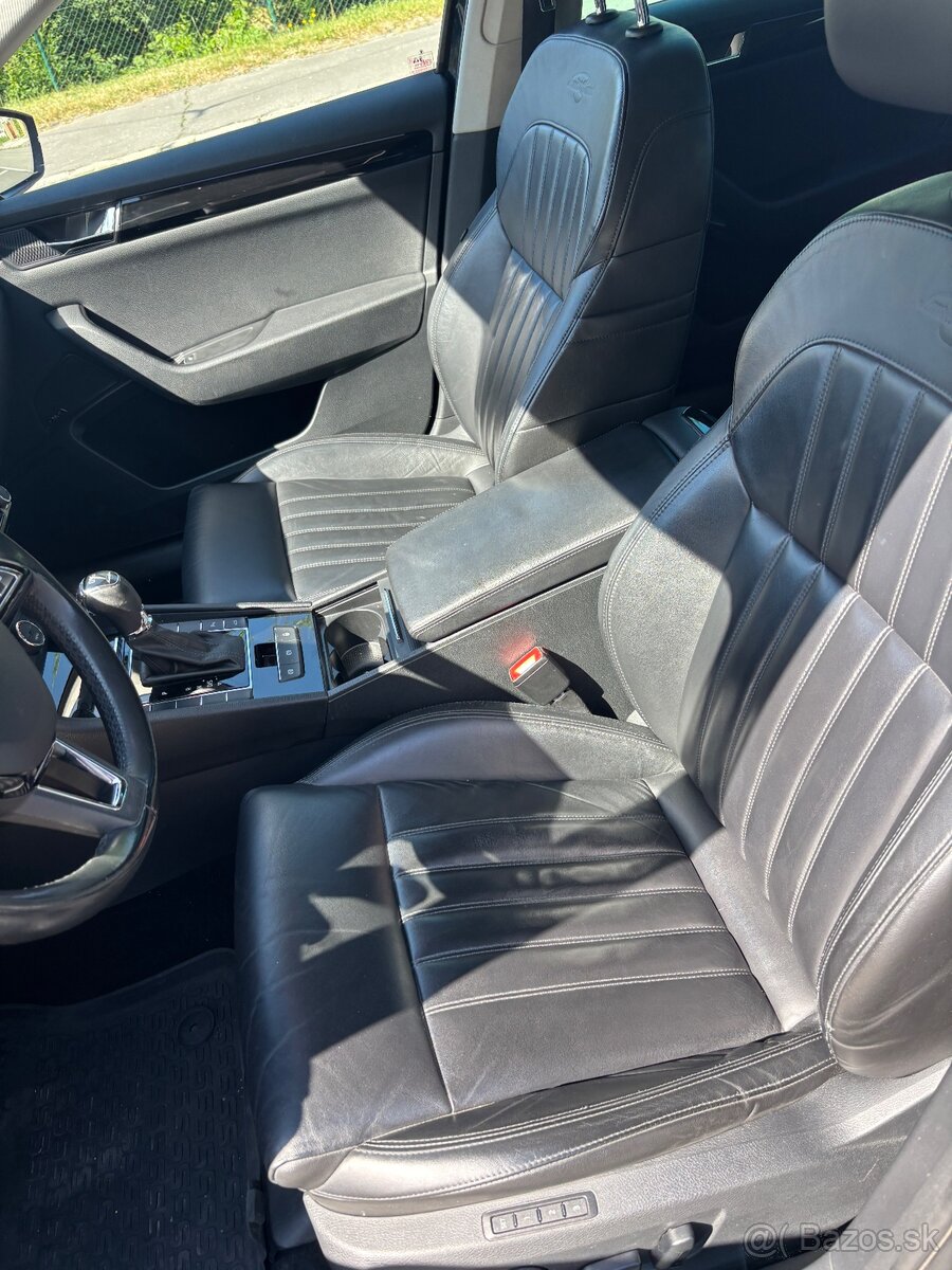 Škoda Superb 1.8 TSI L&K - 13