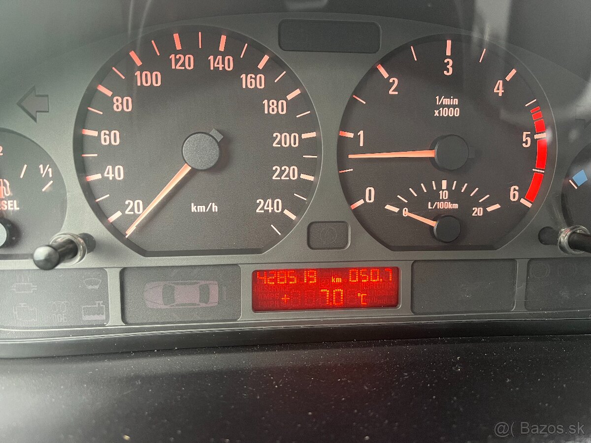 BMW E46 Touring 330xd 135kw manual - 13