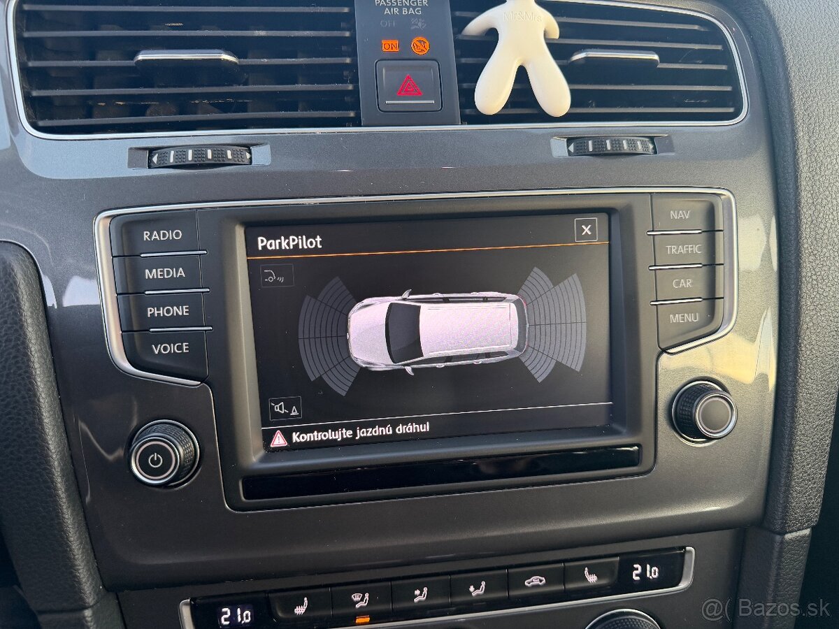 Volkswagen Golf Alltrack 2.0 TDI DSG 4MOTION - 13