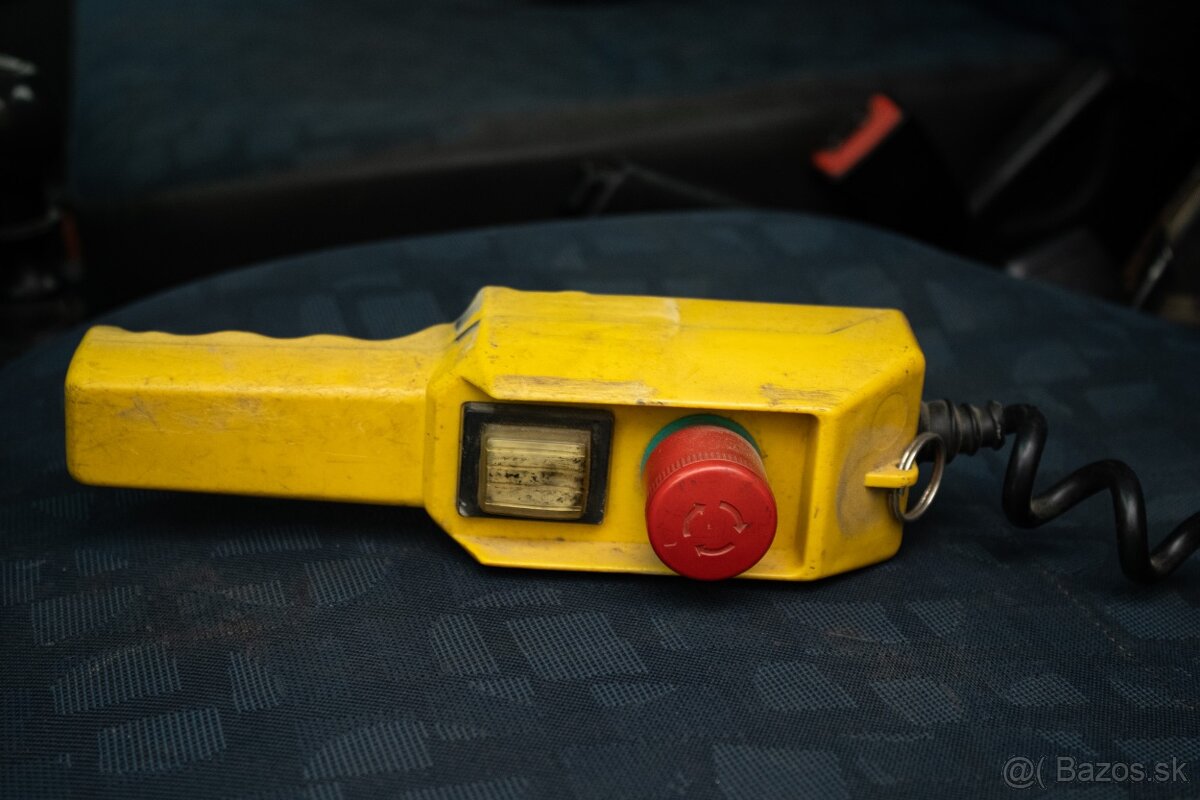 Iveco Daily 35C13 2.8 92kw 3stranný sklapač - 13