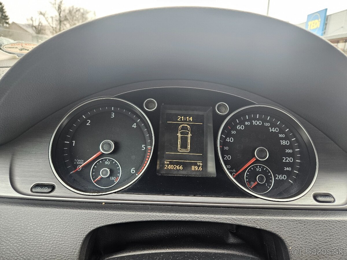 Volkswagen Passat 1.6tdi dsg - 13