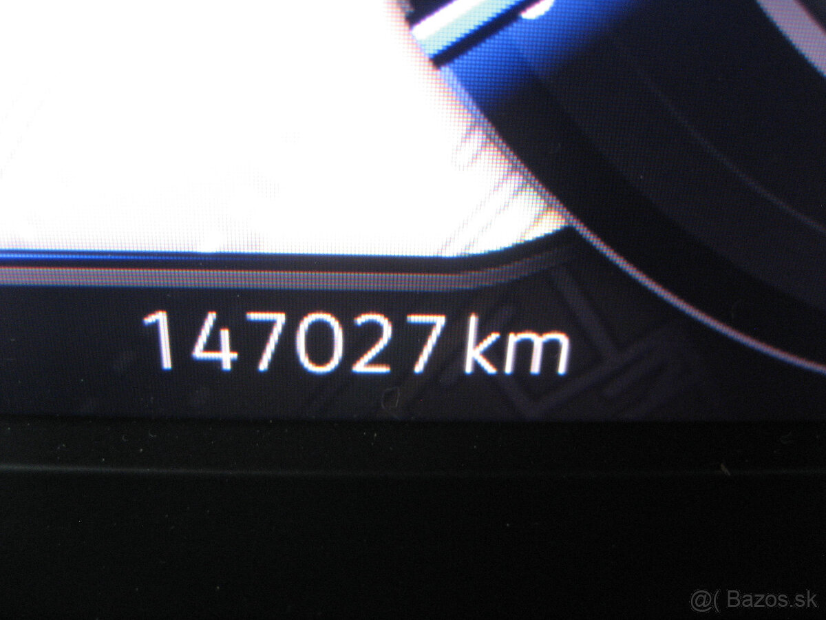 Volkswagen Tiguan 2.0 TDI SCR BMT Comfortline DSG - 13