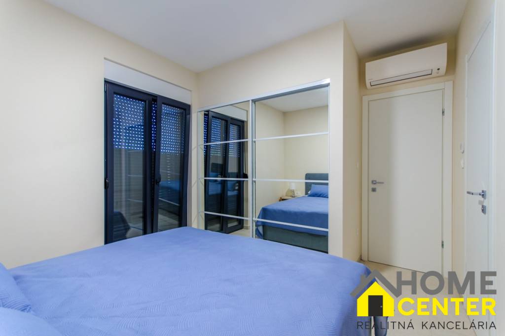 NA PREDAJ kamenná vila /400 m² / s výhľadom na more, ostrov - 13