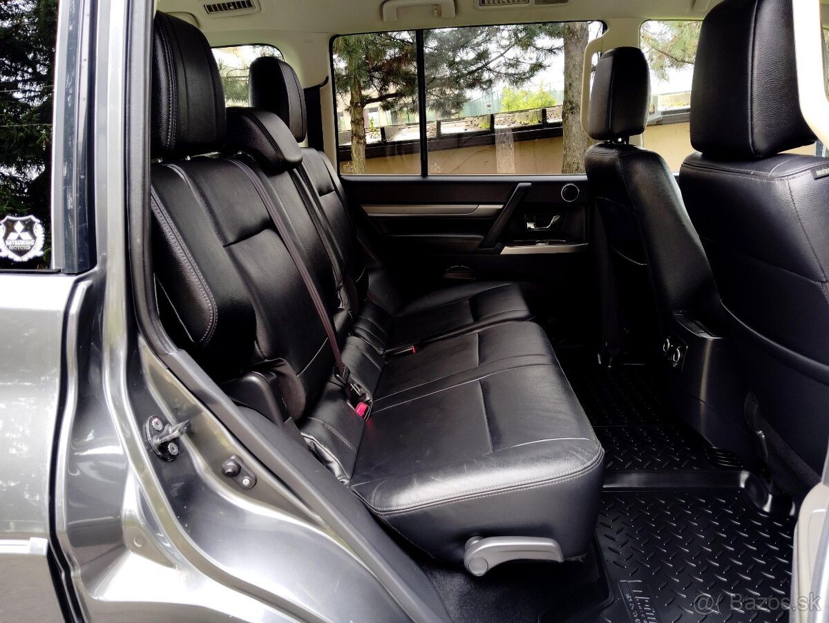 MITSUBISHI PAJERO WAGON 3.2DI-D DIAMOND EDITION. - 13