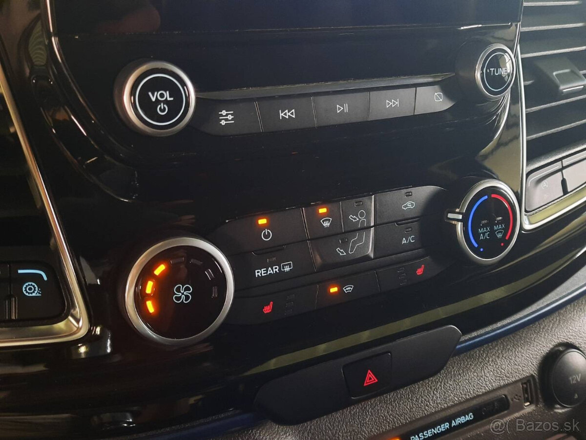 Ford Tourneo Custom 2,0 TDCi ACTIVE - rv. 2022 - 13