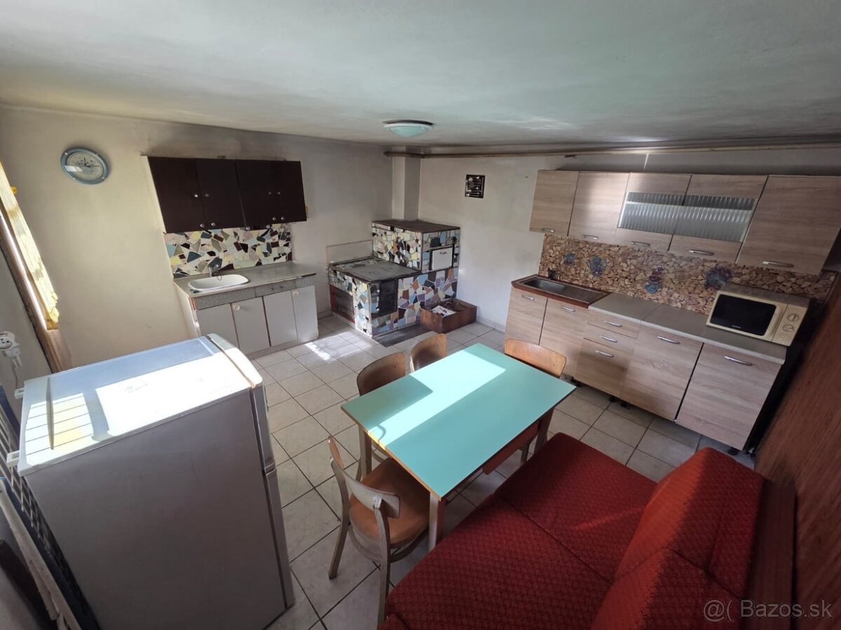 Predám dom v Horných Hámroch - 13