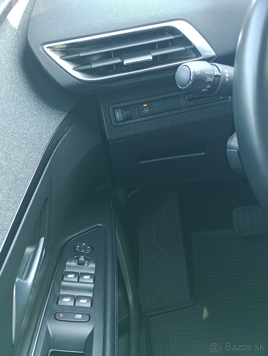 Peugeot 5008 NEW ALLURE PACK - 13
