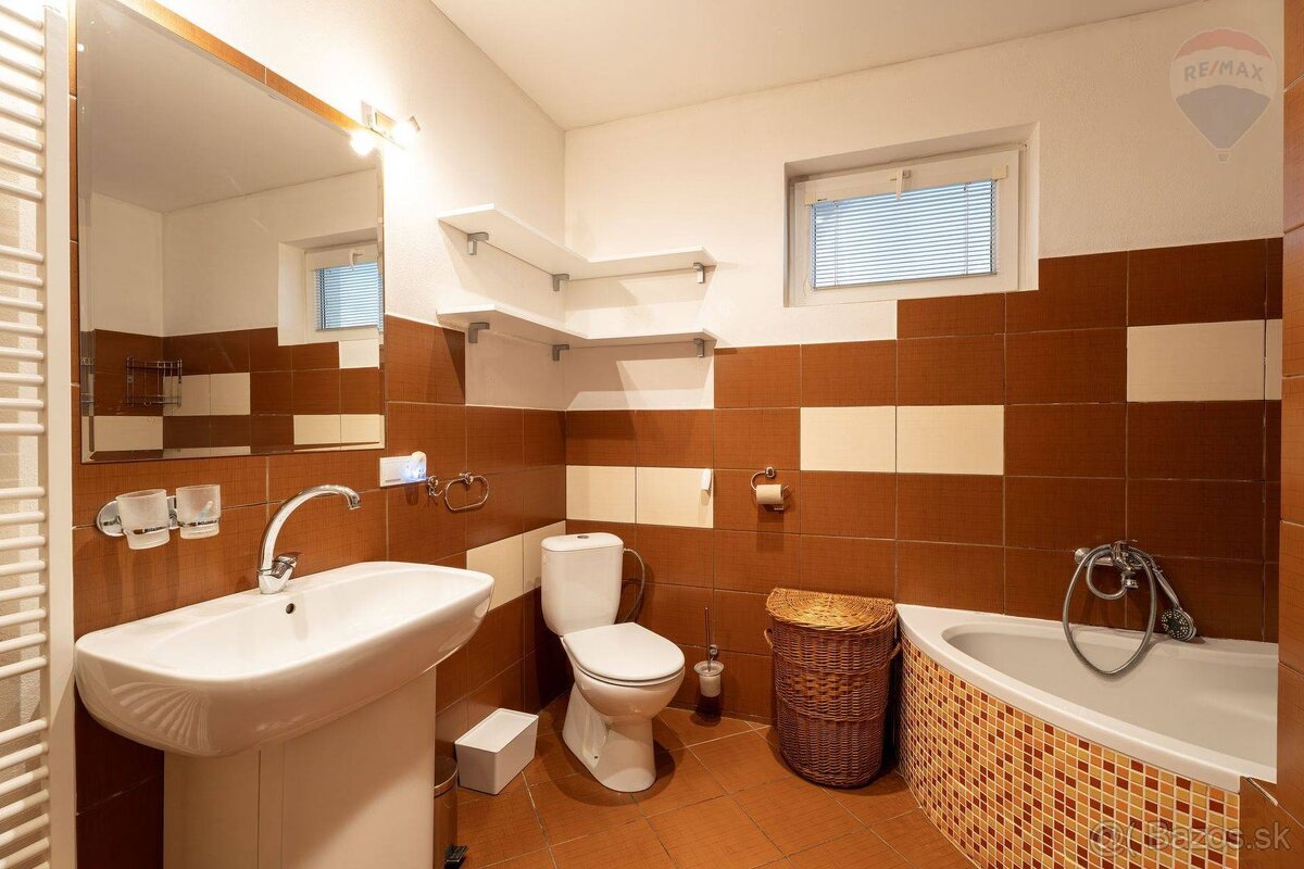 Na predaj 5-izb. rodinný dom Malý Lapáš - 13
