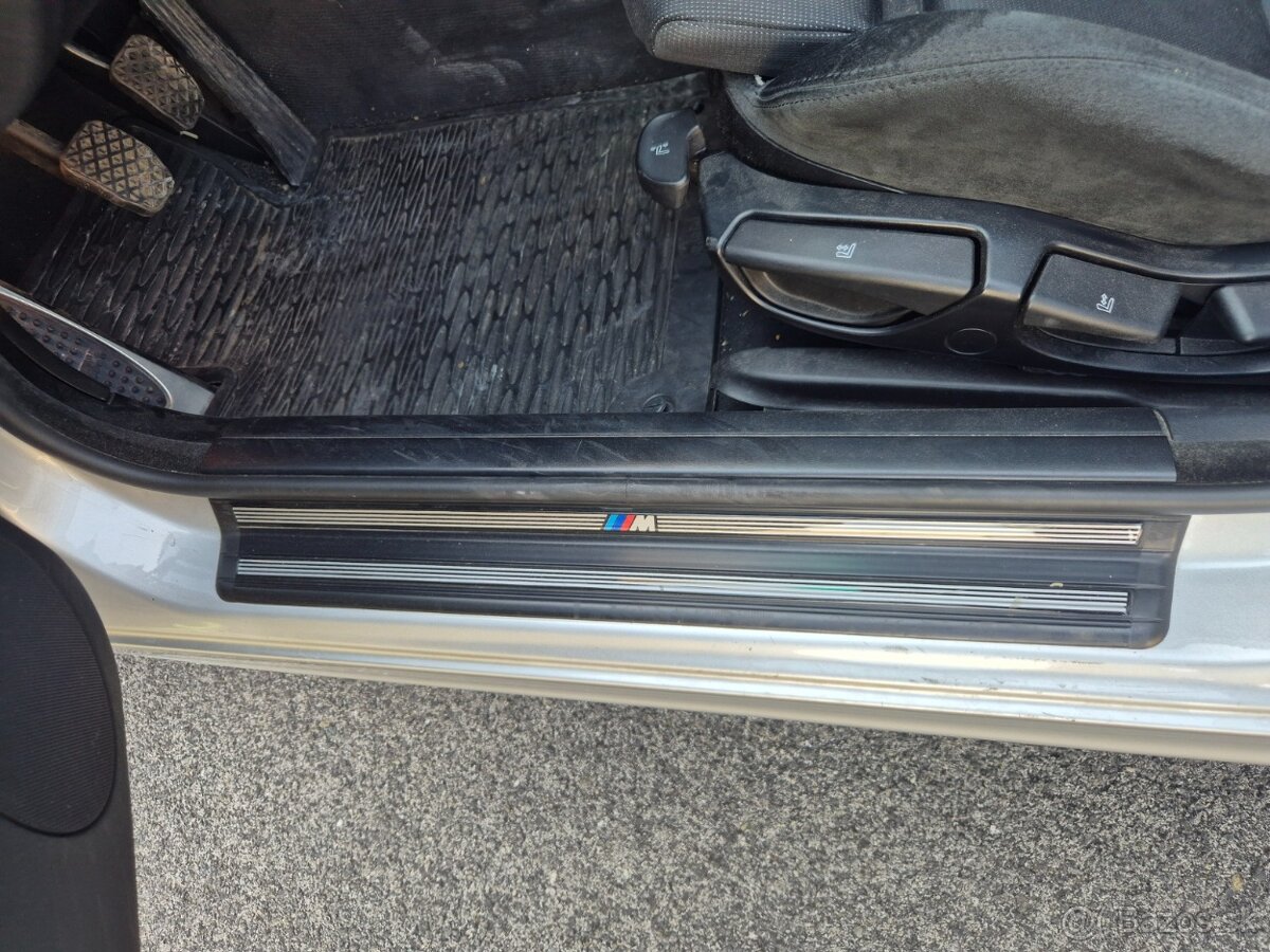 BMW 330i E46 M-packet originál stav - 13