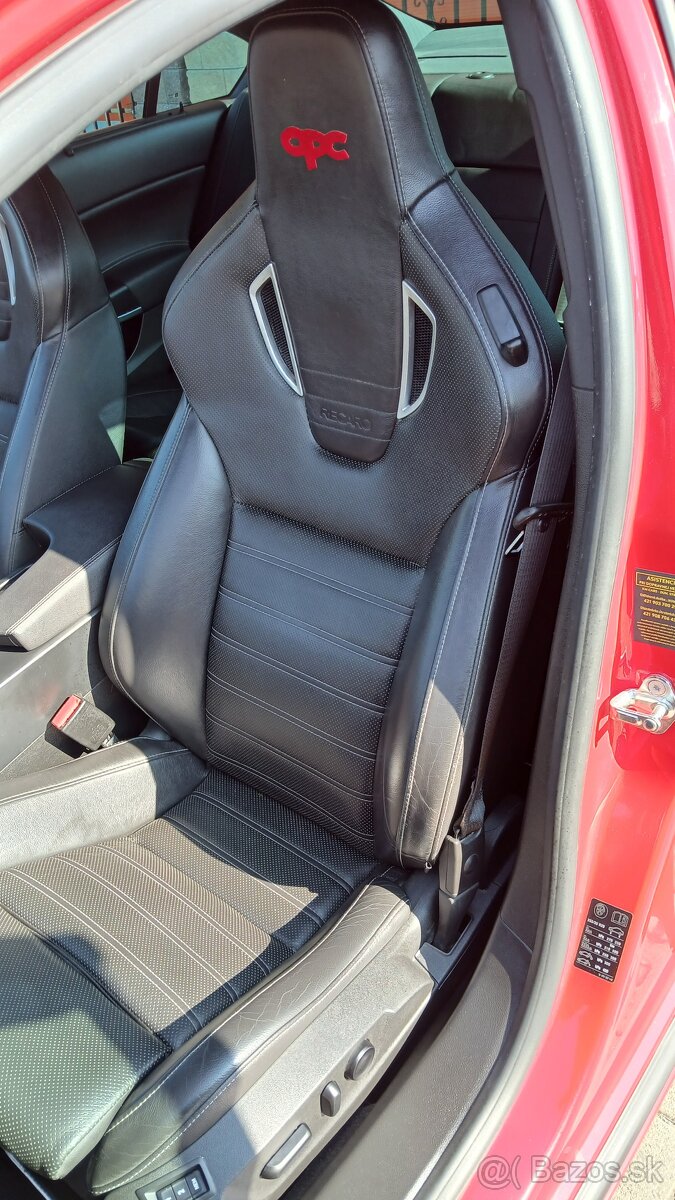 Opel Insignia OPC 2.8 V6 turbo - 13