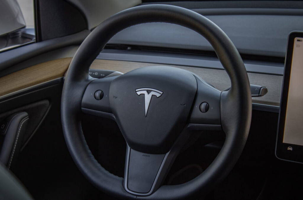 Tesla Model Y Long Range 378kW - 13