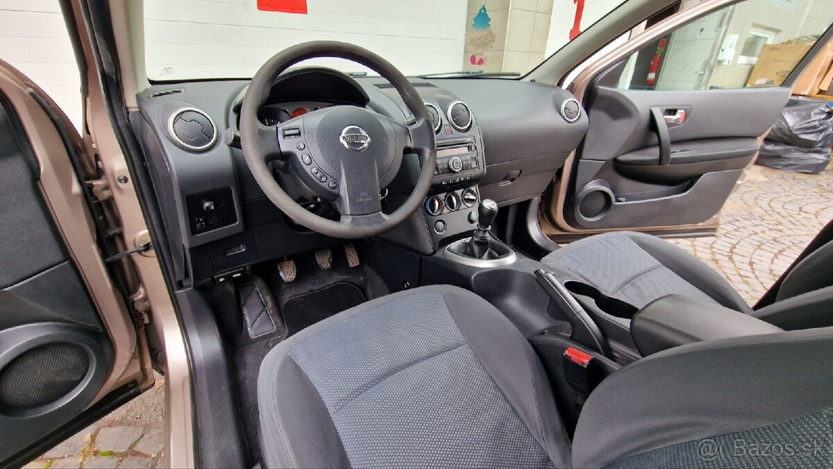 Nissan Qashqai 1.5dci - 13