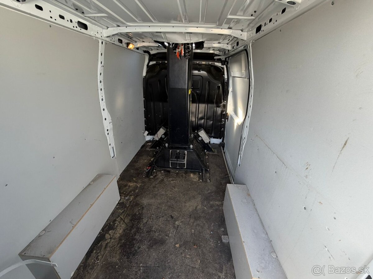 Renault Master plošina Versalift VTL-145-F - 13