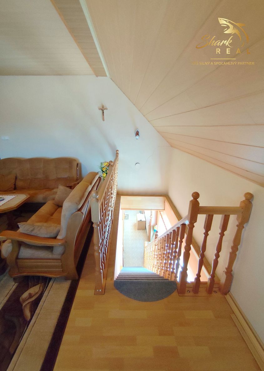 REZERVOVANÉ - Novinka Priestranný rodinný dom v peknej prír - 13