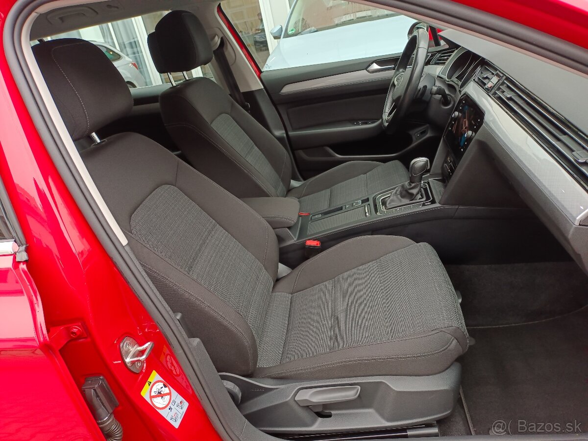 VW Passat B8 Variant 2.0TDI 110kW DSG - záruka Autodraft - 13