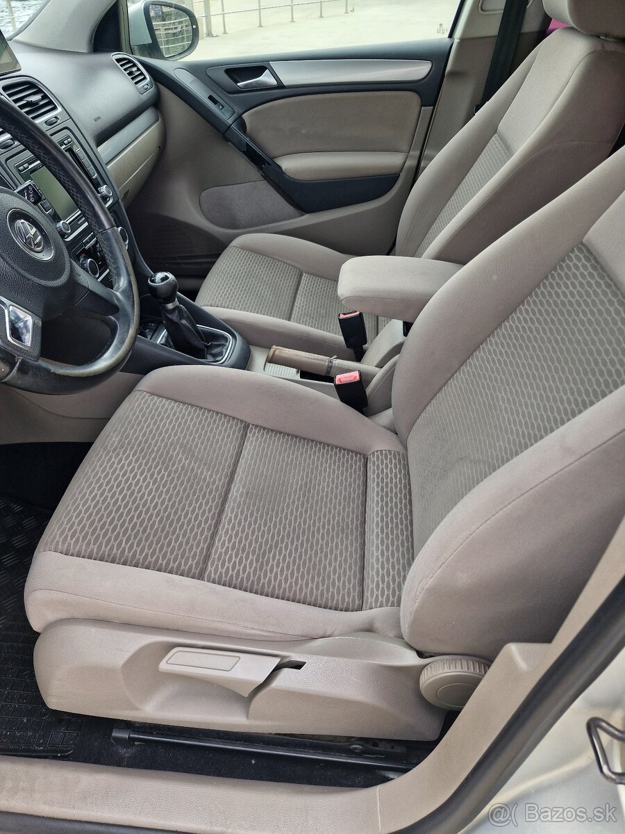 Volkswagen Golf 6 1.4 benzín - 13
