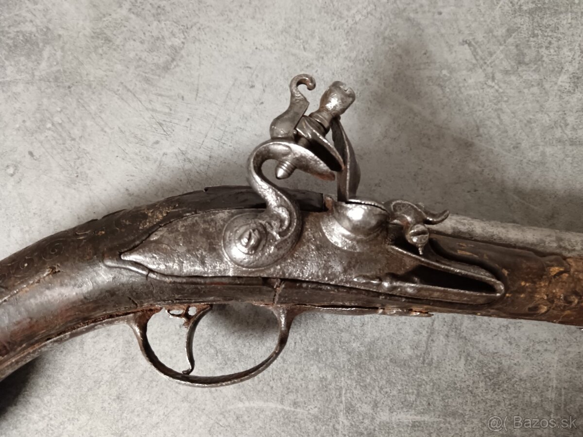 Starožitné pištole pušky - 13
