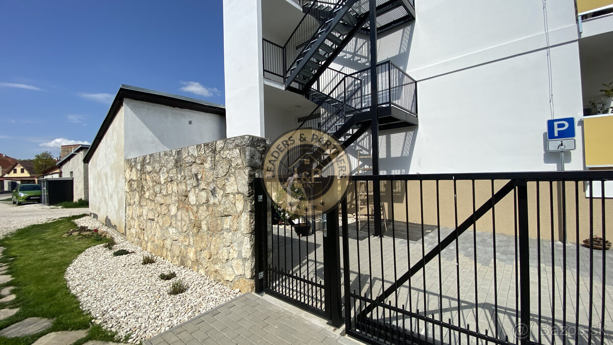 NA PREDAJ: 2-izbový HOLOBYT na kľúč ideálny pre Airbnb - 13