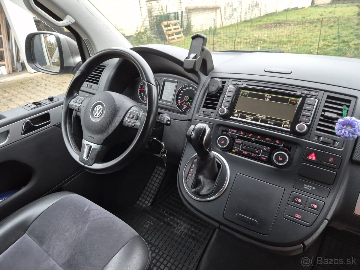 Predám VOLKSWAGEN MULTIVAN HIGHLINE, automat, 4x4 - 13