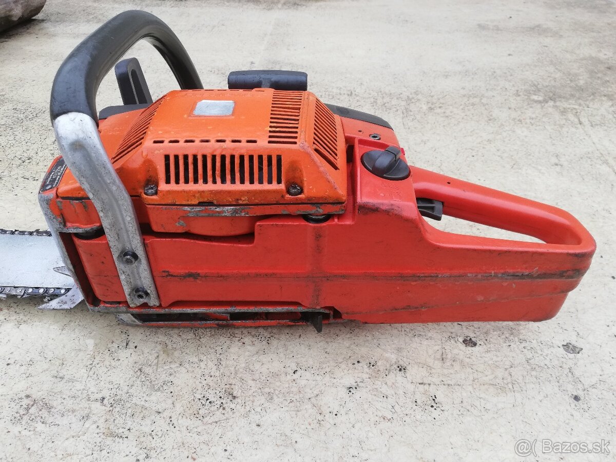 Motorová píla Husqvarna 61 - 13