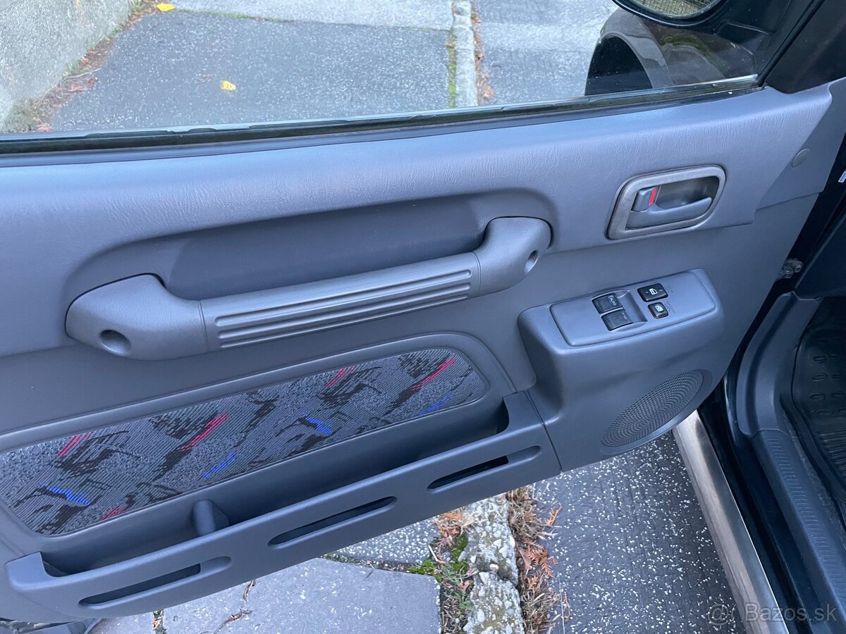 RAV 4 2.0i 4x4 LPG AUTOMAT - 13