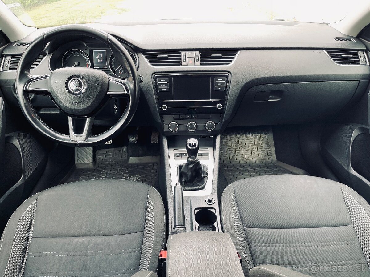 Škoda Octavia Combi 1.6 TDI - 13