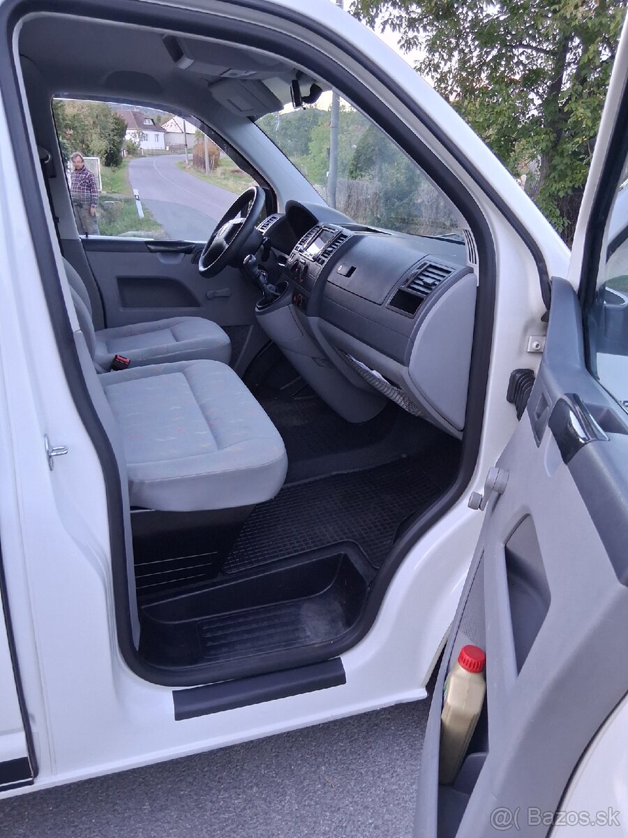 Volkswagen T5 Transporter - 13