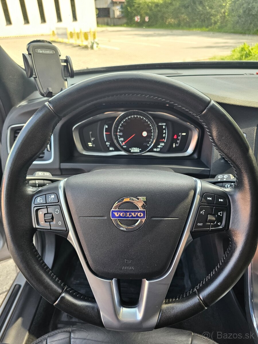 Volvo V60 D4 Ocean Race | 147 kW | 2015 | - 13