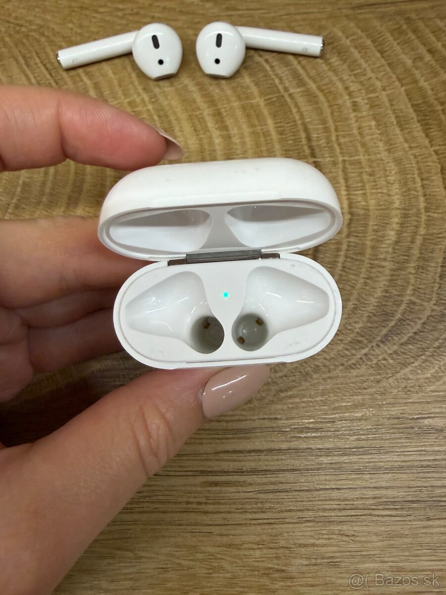 Apple AirPods 1 - 13