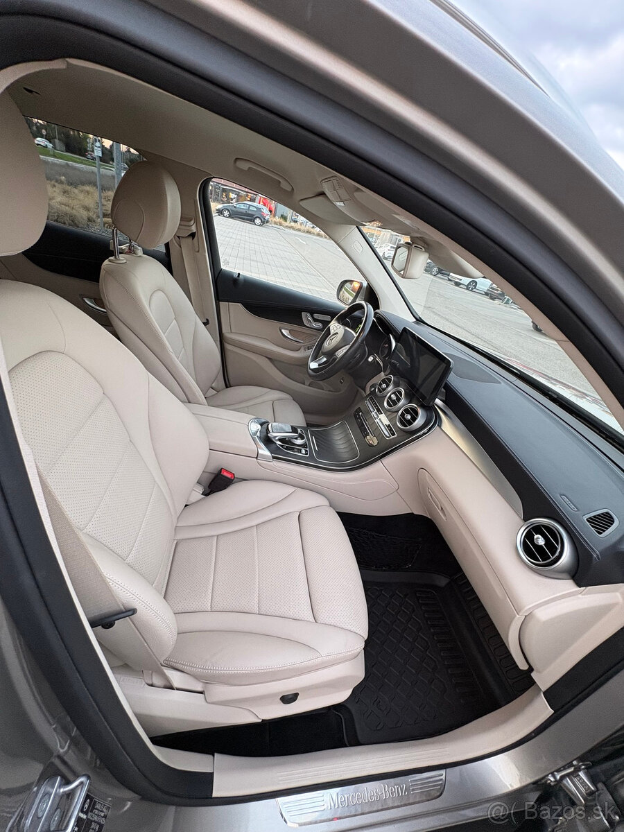 Mercedes Benz GLC 250 4matic - 13