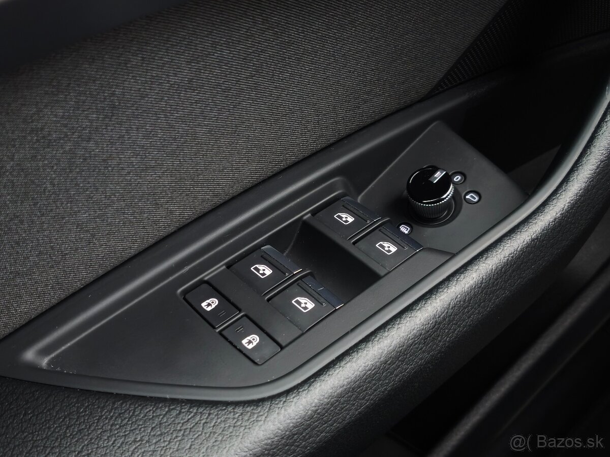 Audi E-tron 50 quattro S line - 13