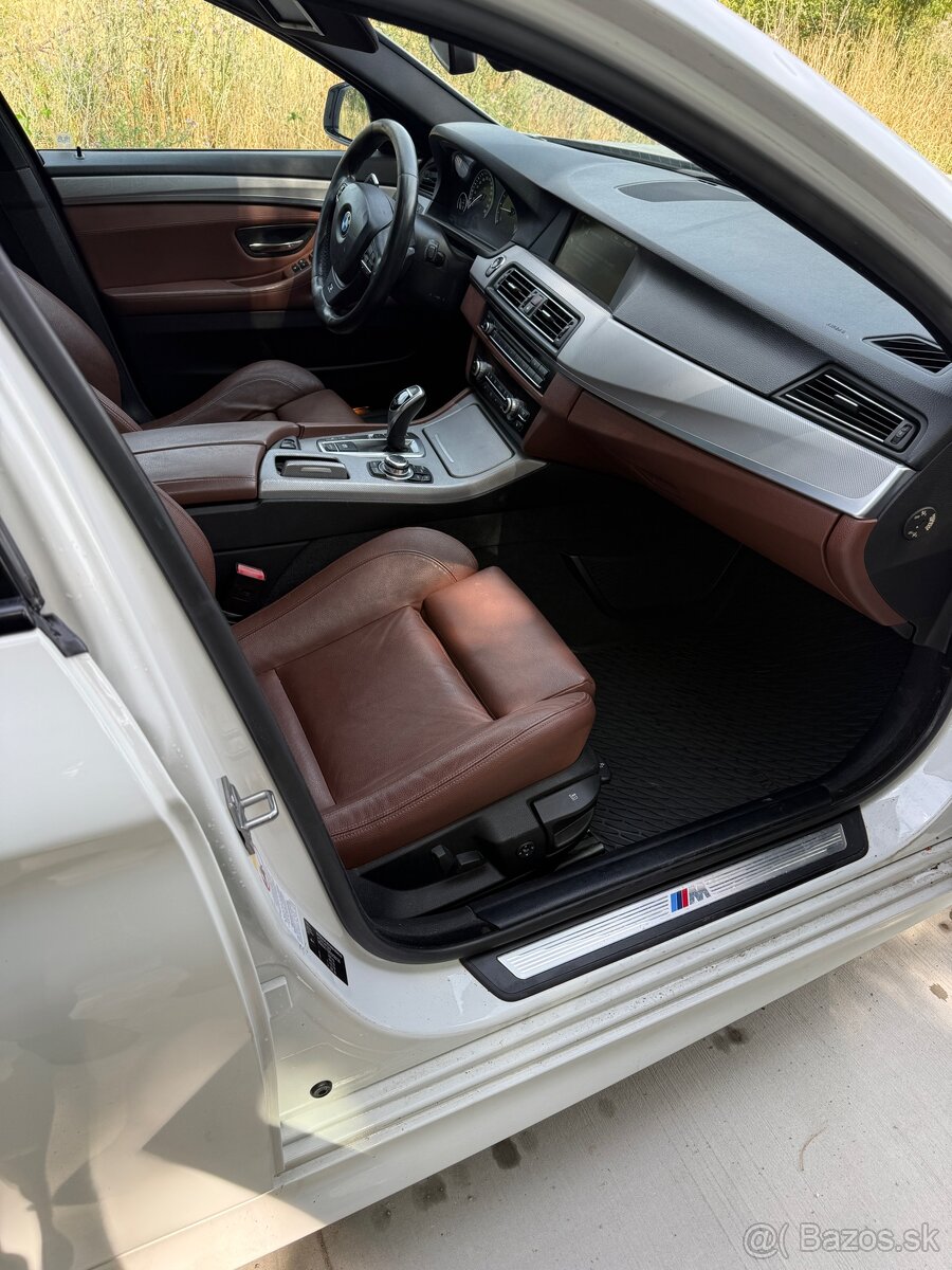 BMW 525D Xdrive - 13