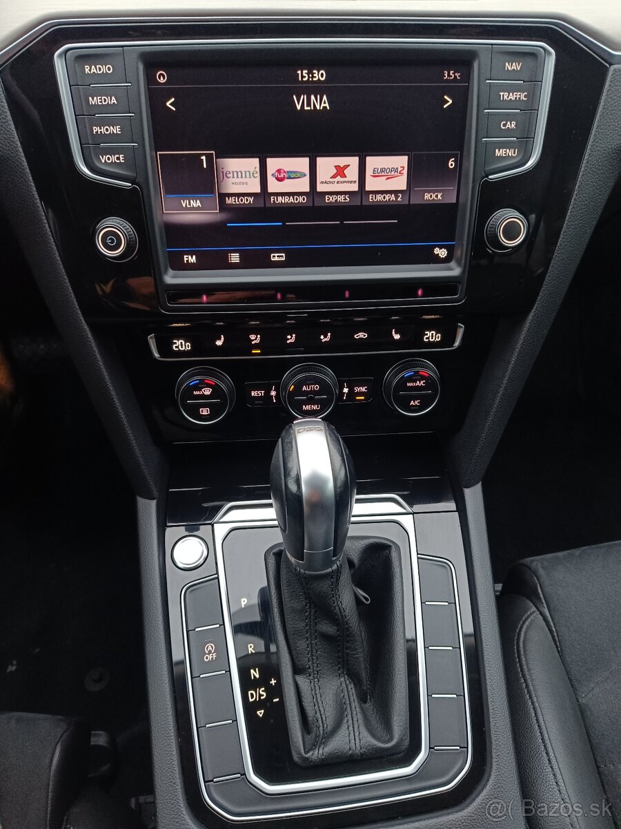 VW Passat Variant B8 2,0 TDi DSG 110 kW Highline r.v. 2016 - 13