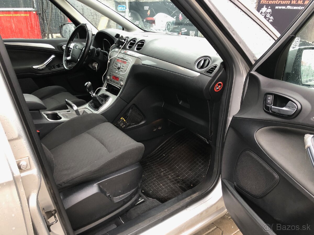 Ford S-Max 2.2 TDCi (2008) - 13