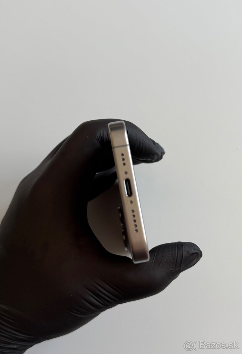 iPhone 15 Pro 512 GB - 13
