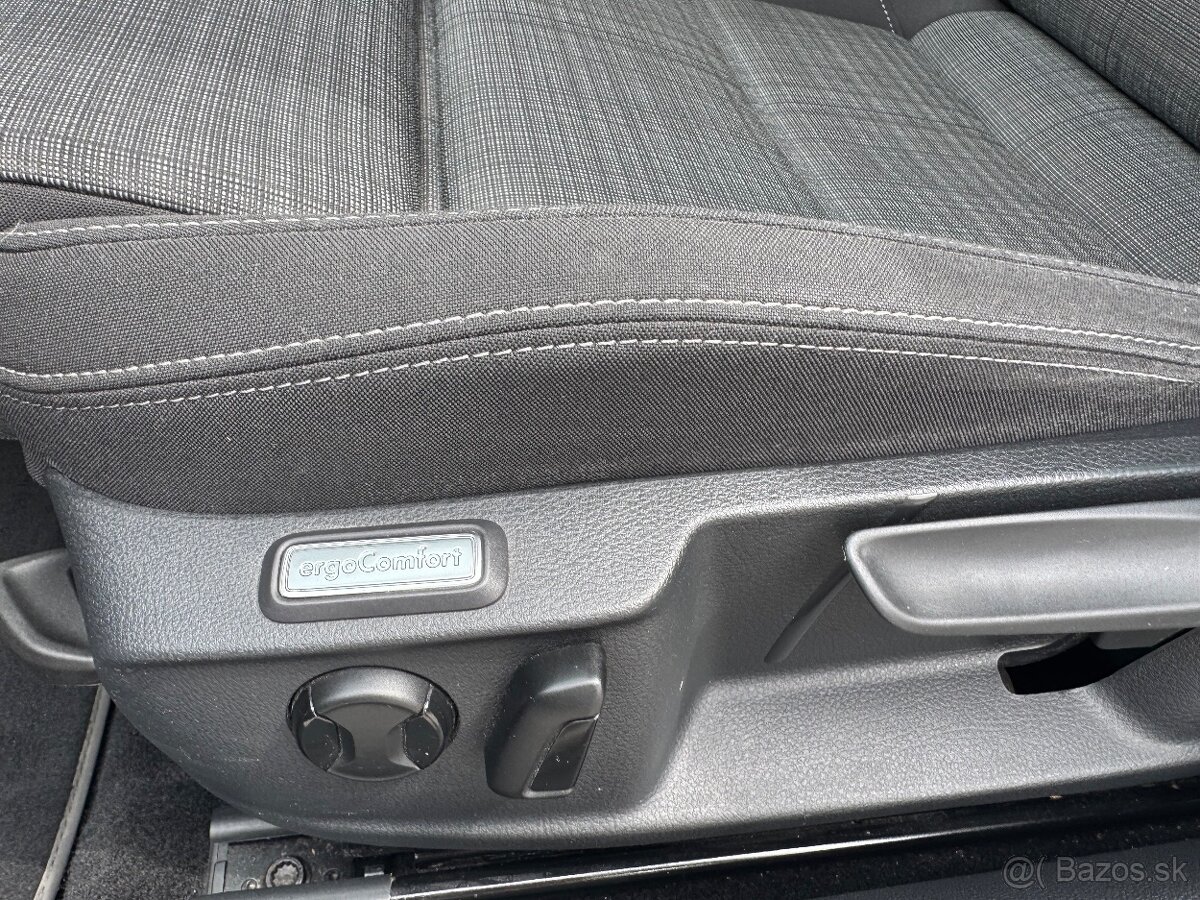 VW Passat 1.5 Tsi - 13