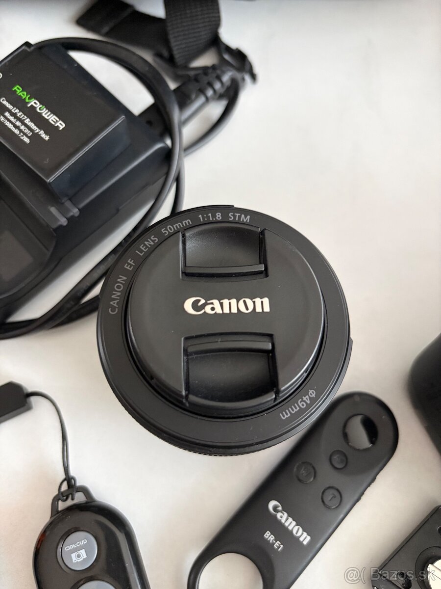 Fotoaparat Canon EOS 77D s výbavou - 13