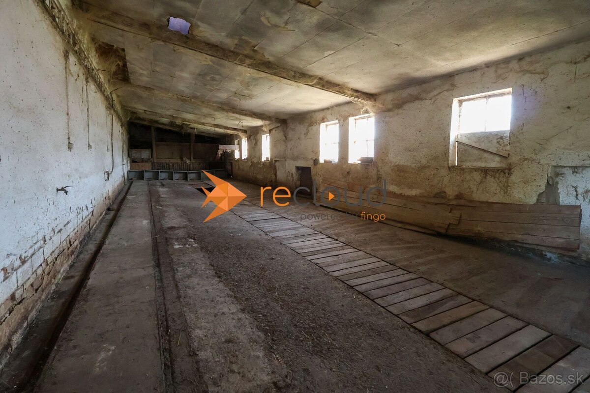 Poľnohospodársky objekt - 13