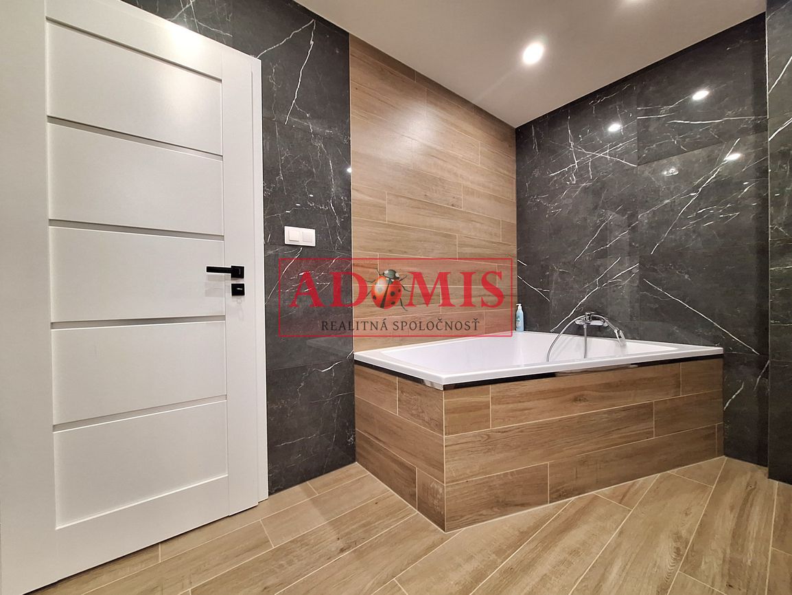 ADOMIS - predáme 3-izbový bezbariérový byt, 2x loggia, 2x kú - 13