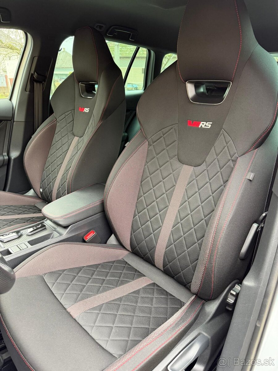 ŠKODA OCTAVIA COMBI RS BLACK LINE DSG,MATRIX,VIRTUAL,HEAD-UP - 13