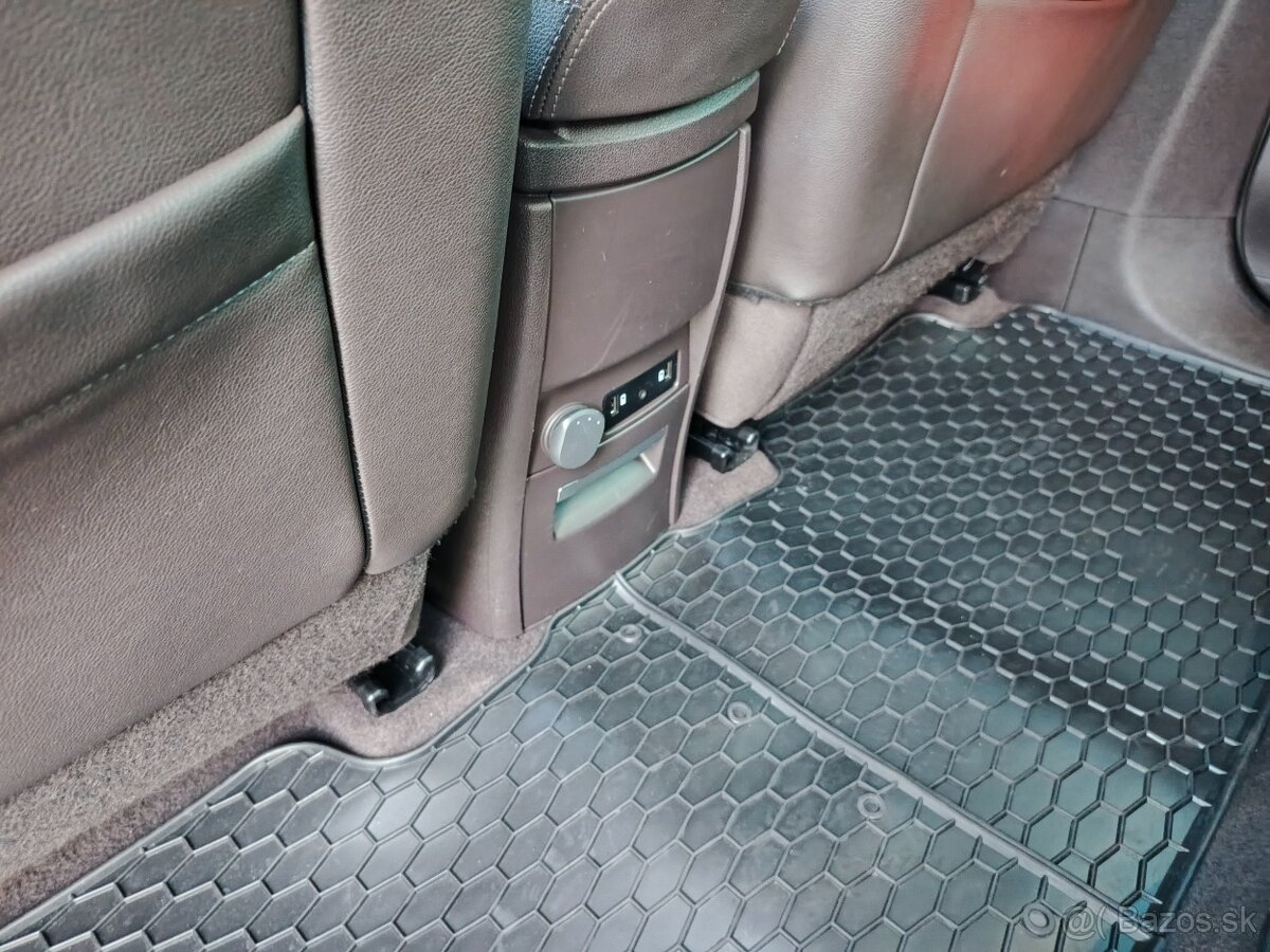 RENAULT ESPACE 1.6DCI 96KW MANUÁL 5-MIESTNY - 13