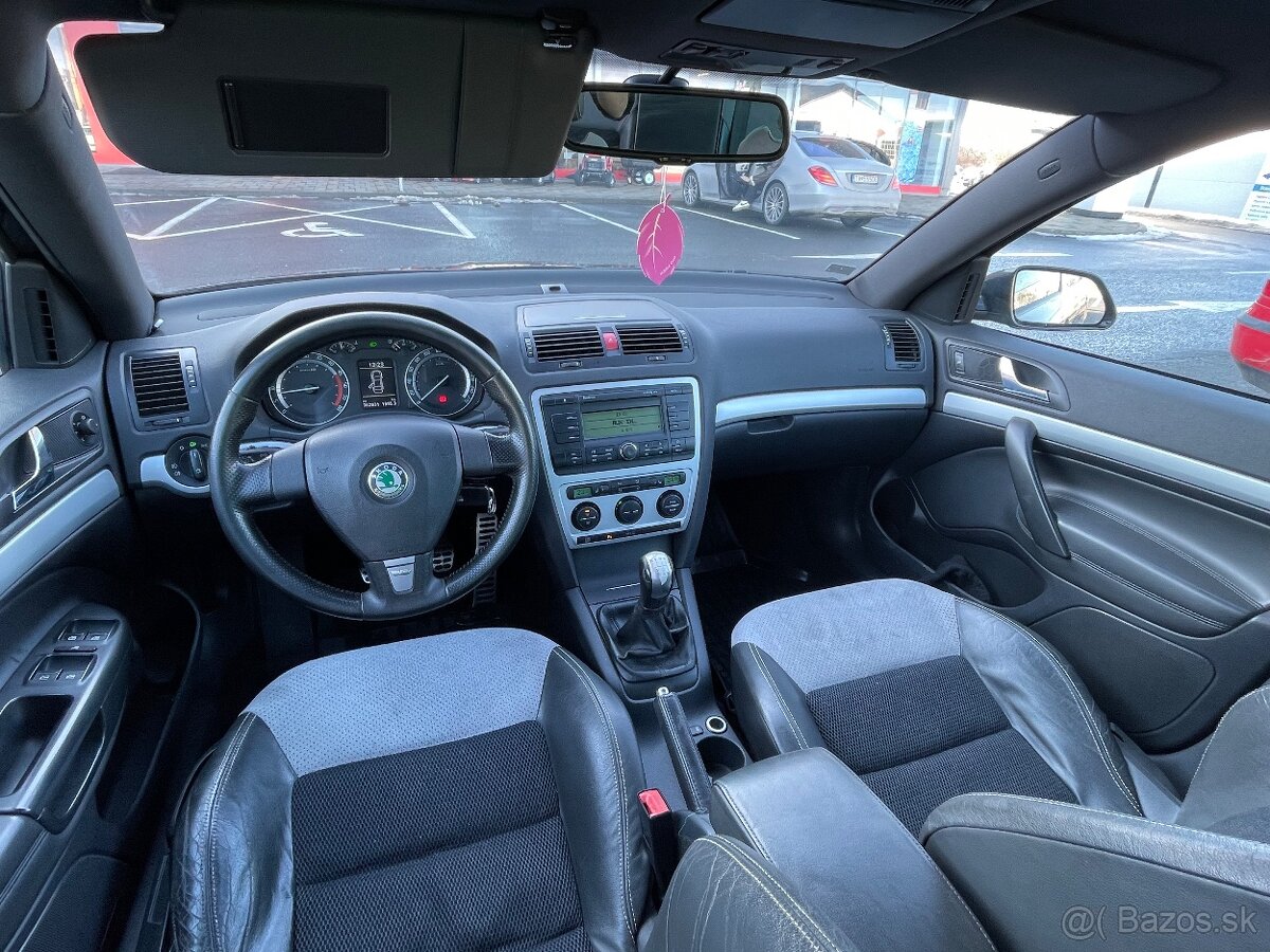 Skoda Octavia RS 2.0 TDi - 13